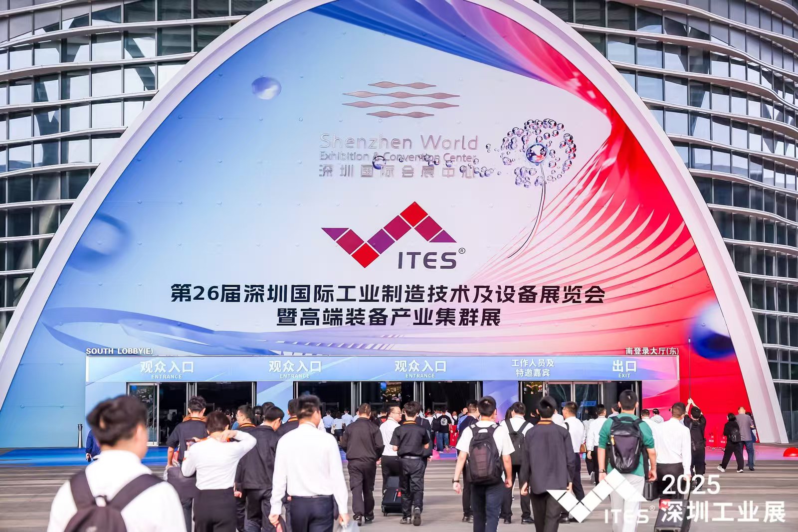 微米级革新！单色科技亮相2025 ITES，飞秒激光实力破解医疗精密制造难题